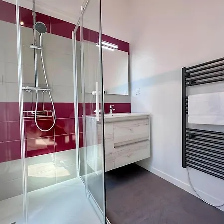 Willa Grange D'antan - Jacuzzi Privatif - Piscine Commune - Climatisation - Cuzance
